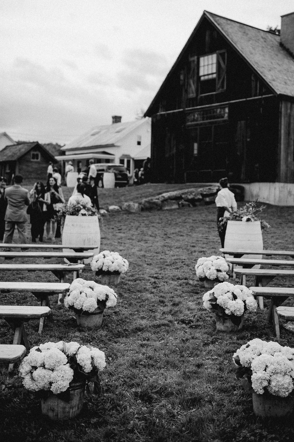 VERMONT-BARN-NYC-WEDDING-PHOTOGRAPHER-1051.jpg