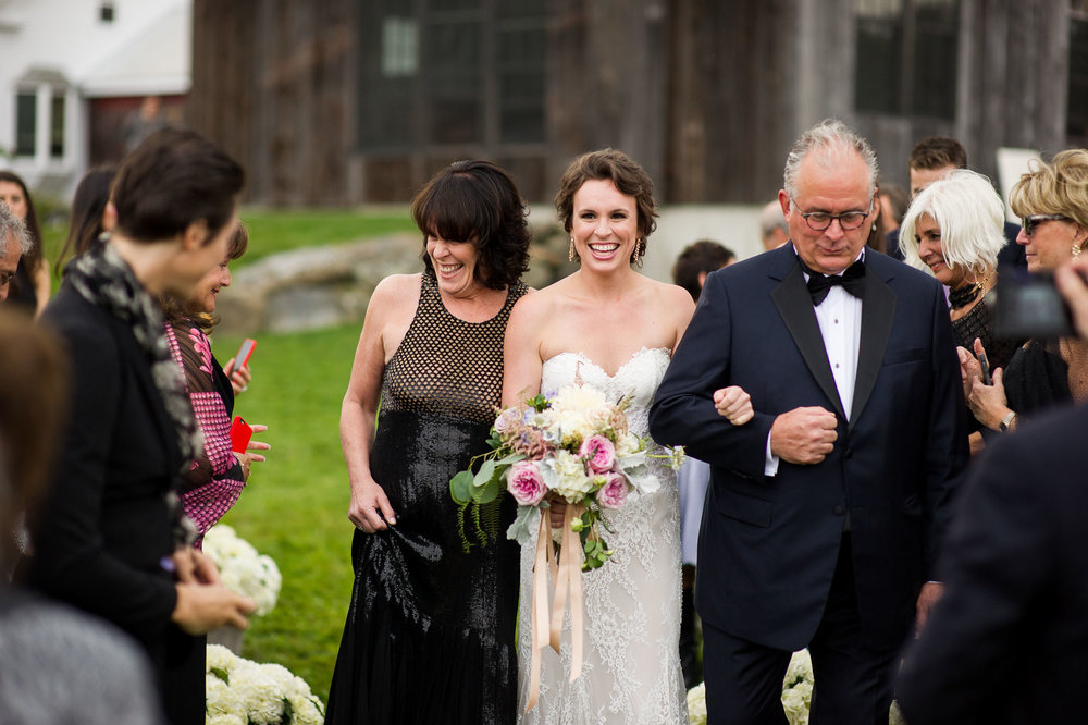 VERMONT-BARN-NYC-WEDDING-PHOTOGRAPHER-1064.jpg