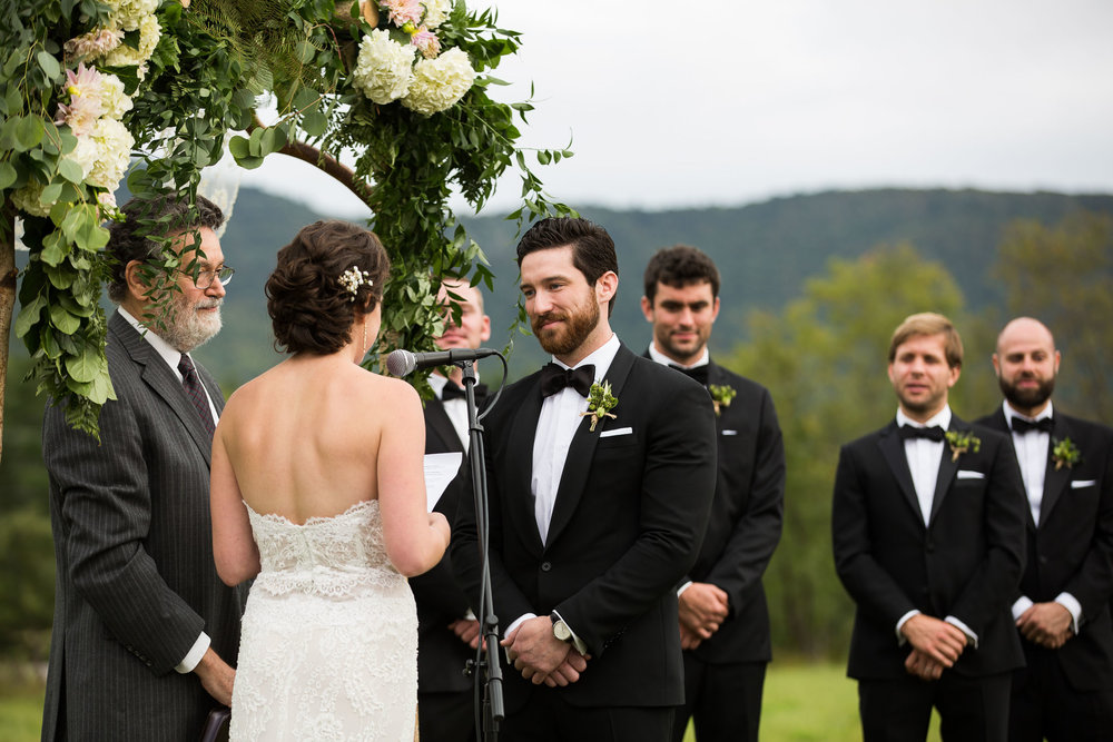 VERMONT-BARN-NYC-WEDDING-PHOTOGRAPHER-1071.jpg