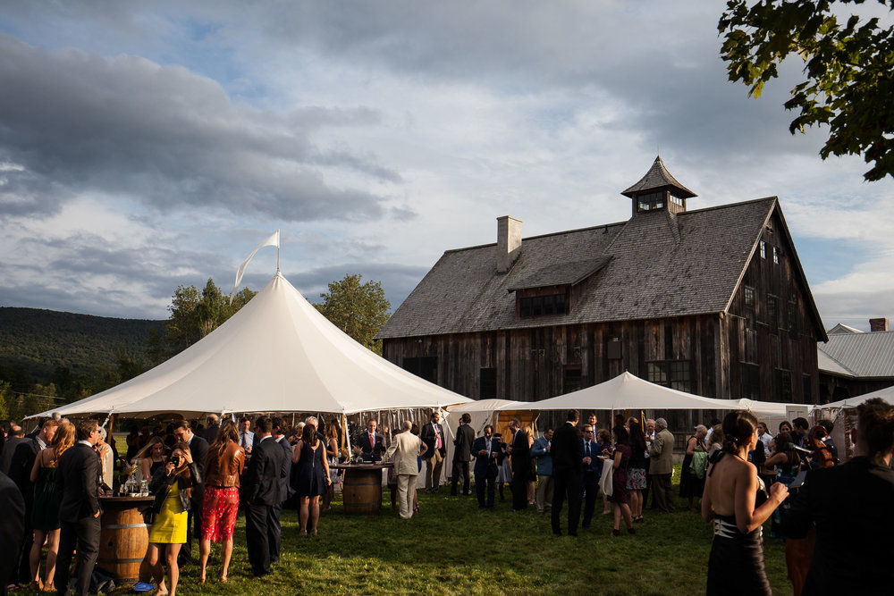 VERMONT-BARN-NYC-WEDDING-PHOTOGRAPHER-1082.jpg