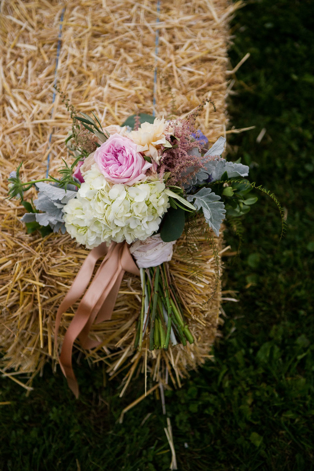 VERMONT-BARN-NYC-WEDDING-PHOTOGRAPHER-1098.jpg